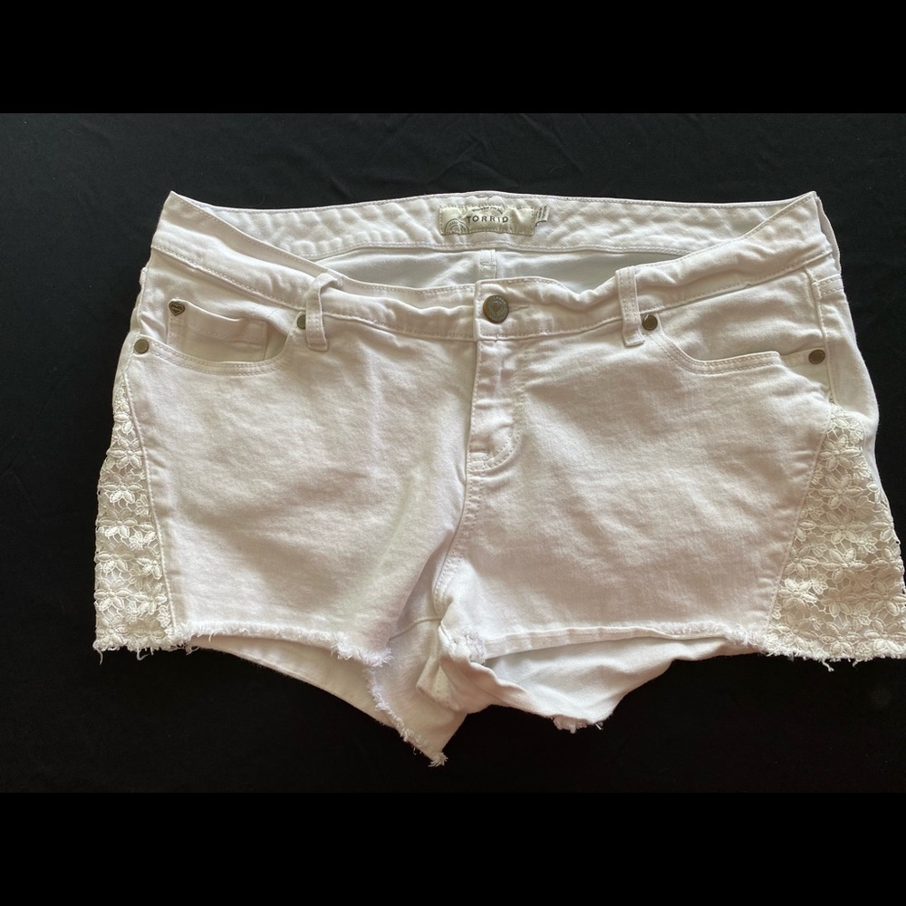 Torrid White Jean Shorts Distressed Frayed Hem